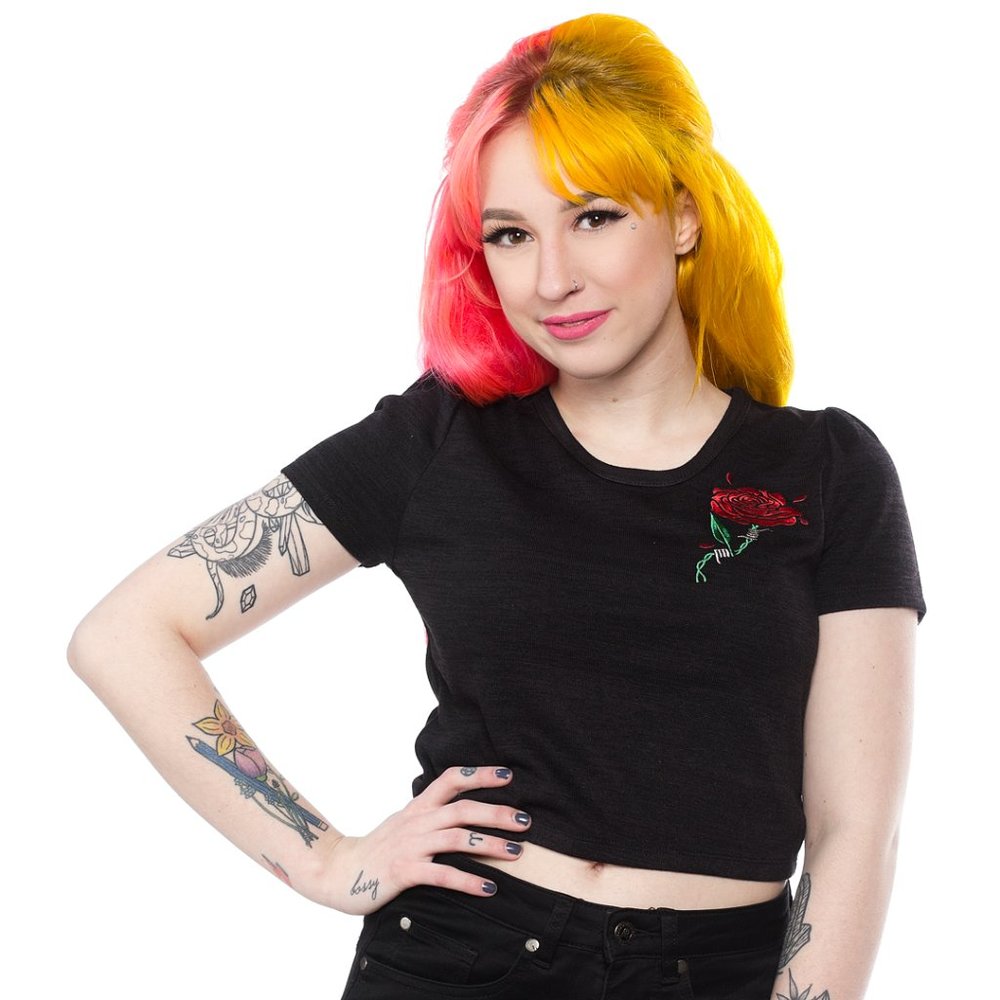 BARBED WIRE ROSE KNIT CROP TOP